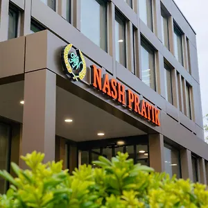 Nash Pratik Отель