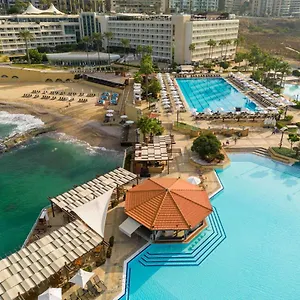 Resort Moevenpick *****
