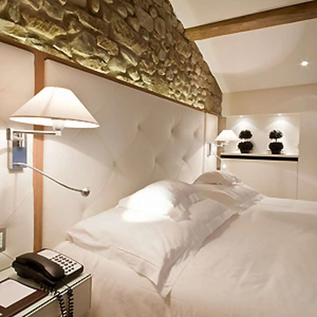 Hotel Les Armures Genf 5*,